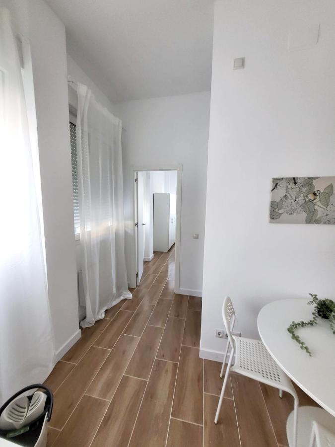 Ferienwohnung Bonito Piso A 300 M De Metro Garcia Noblejas Madrid Exterior foto